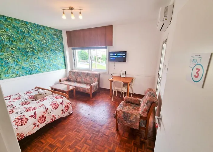 Garden * Λάρνακα